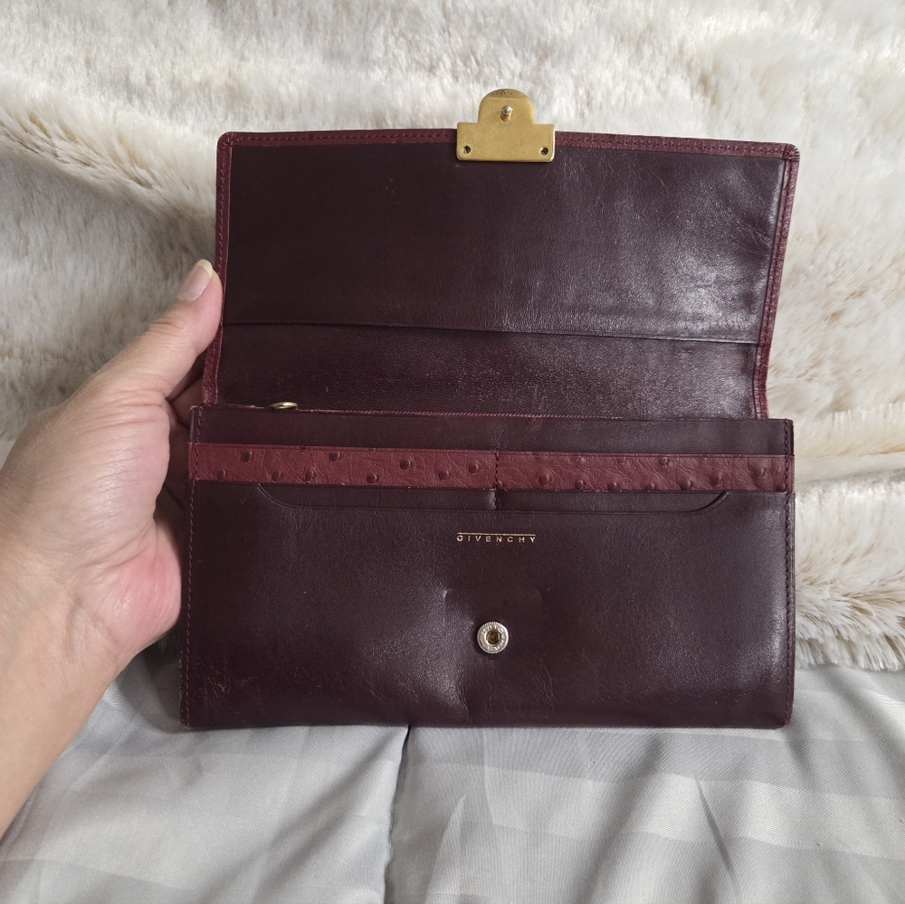 Givenchy Vintage GV3 Long Wallet - Picture 5 of 16